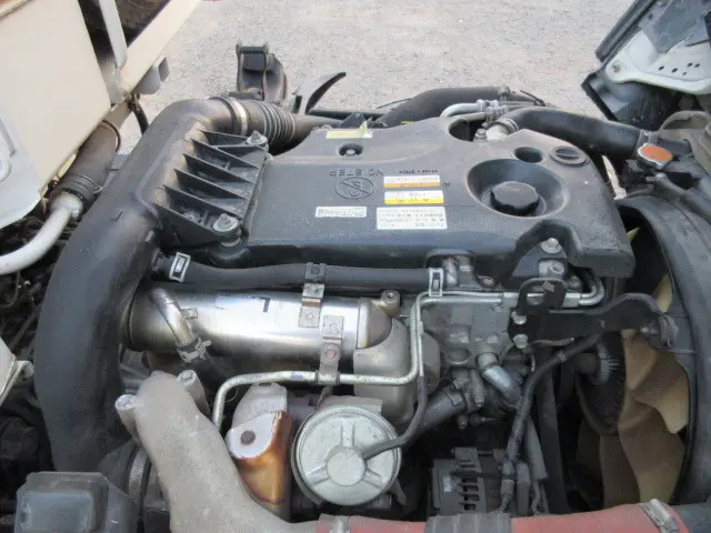 いすゞ エルフ BKG-NKR85AN(2WD)の写真27