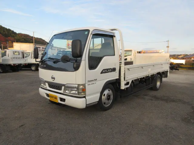 日産 アトラス KR-AKR81LAR(2WD)の写真1