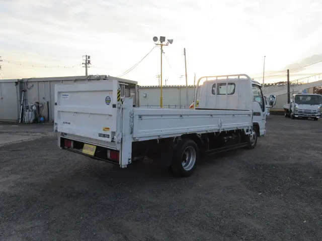 日産 アトラス KR-AKR81LAR(2WD)の写真4