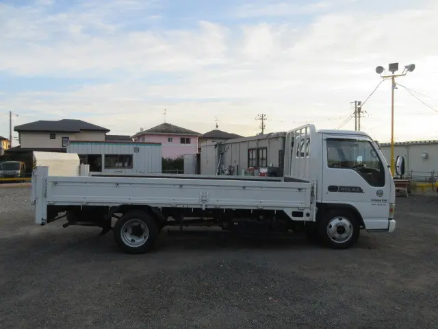 日産 アトラス KR-AKR81LAR(2WD)の写真6