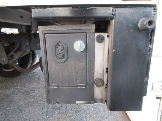 日産 アトラス KR-AKR81LAR(2WD)の写真42