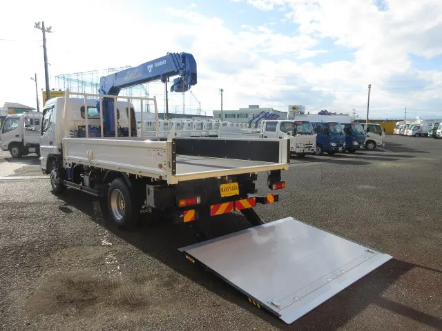 三菱 キャンター 2PG-FEB90(2WD)の写真8