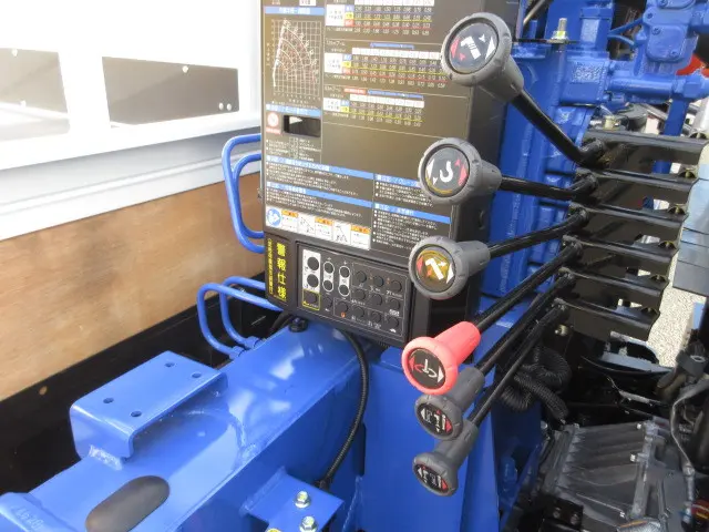 三菱 キャンター 2PG-FEB90(2WD)の写真33