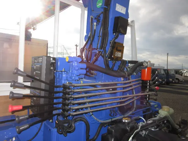 三菱 キャンター 2PG-FEB90(2WD)の写真34