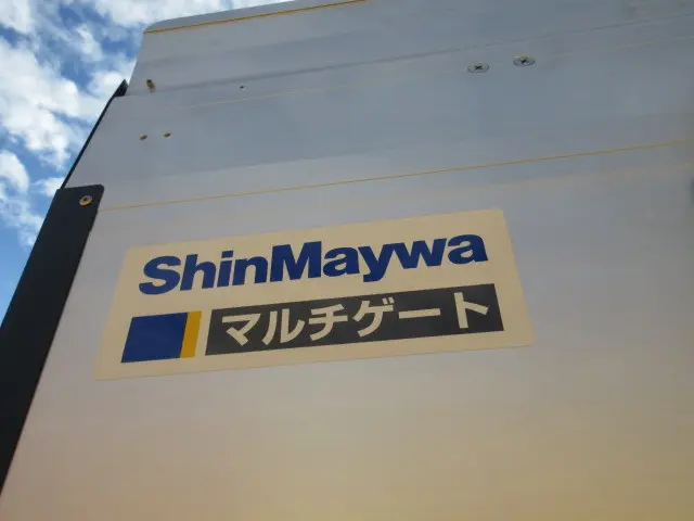 三菱 キャンター 2PG-FEB90(2WD)の写真40