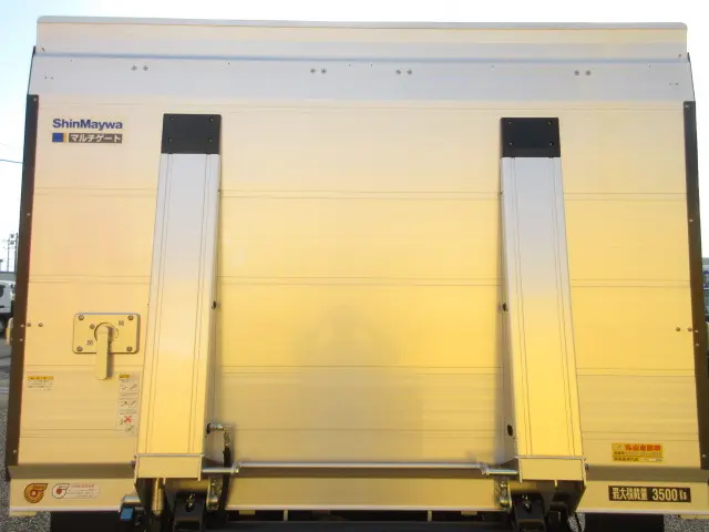 三菱 キャンター 2PG-FEB90(2WD)の写真41