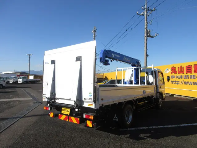 三菱 キャンター 2PG-FEB90(2WD)の写真4