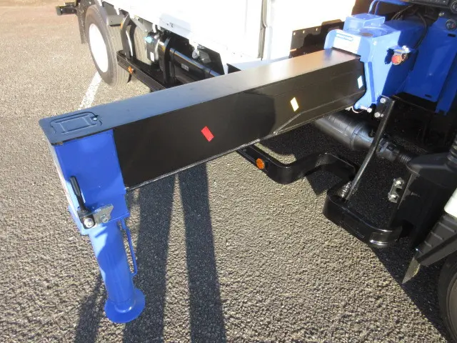 三菱 キャンター 2PG-FEB90(2WD)の写真37