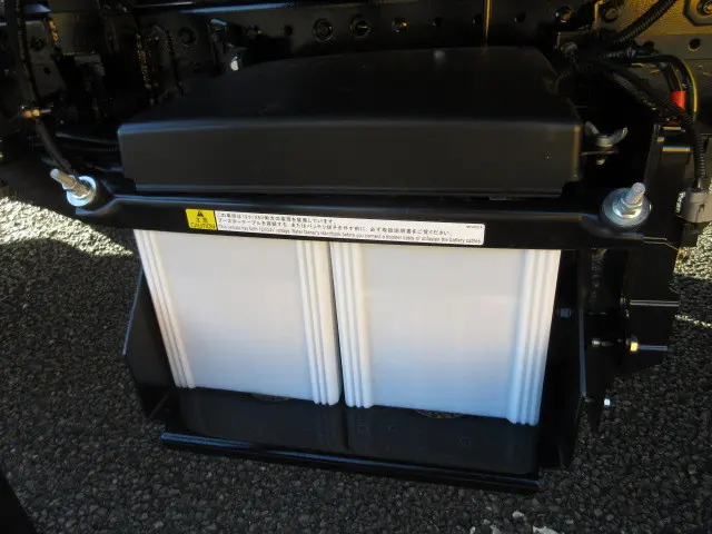 三菱 キャンター 2PG-FEB90(2WD)の写真43