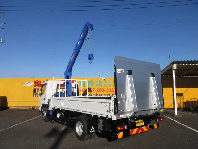 三菱 キャンター 2PG-FEB90(2WD)の写真13