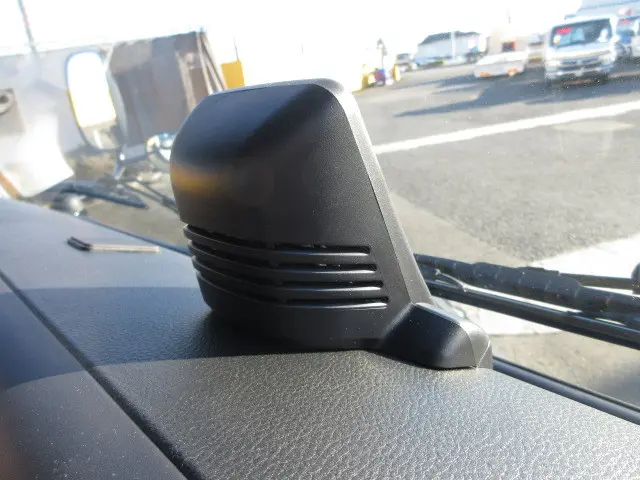 三菱 キャンター 2PG-FEB90(2WD)の写真21