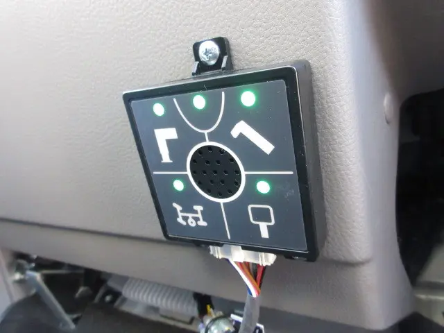 三菱 キャンター 2PG-FEB90(2WD)の写真22