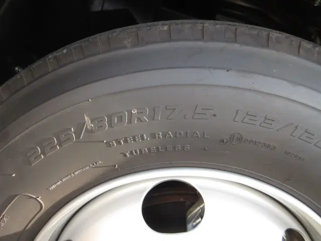 三菱 キャンター 2PG-FEB90(2WD)の写真49