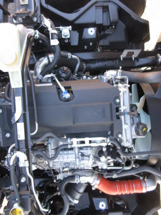 三菱 キャンター 2PG-FEB90(2WD)の写真24