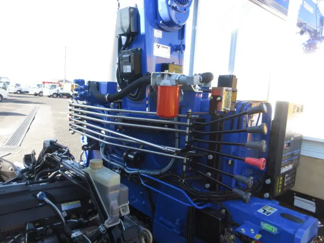 三菱 キャンター 2PG-FEB90(2WD)の写真31