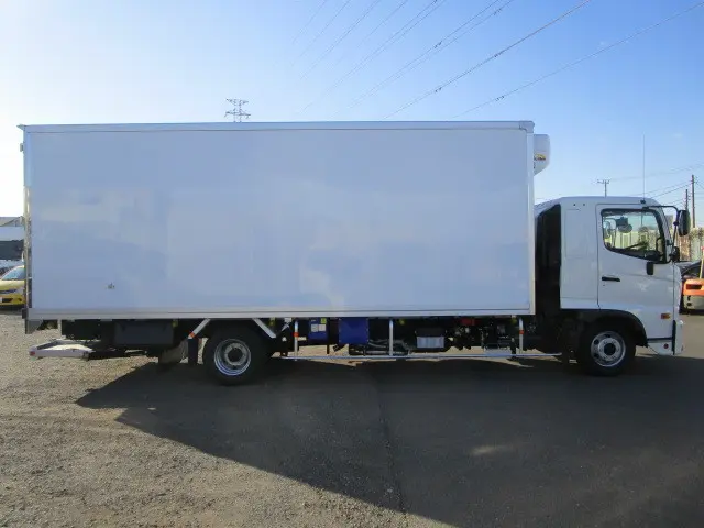 日野 レンジャー 2PG-FD2ABG(2WD)の写真6