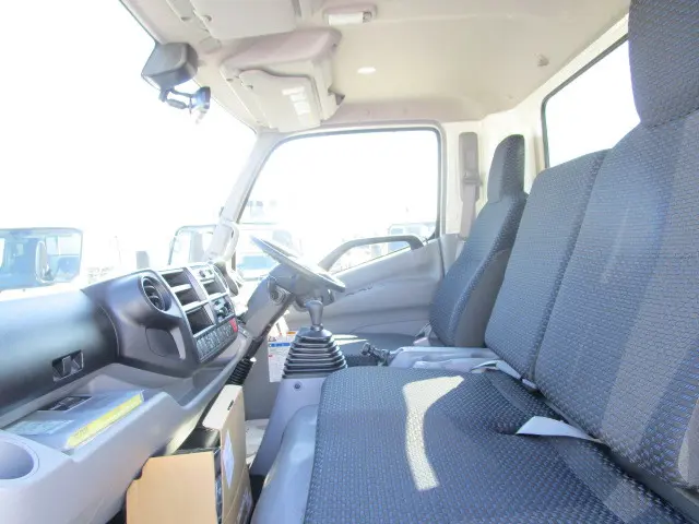 日野 デュトロ 2KG-XZU720M(2WD)の写真19