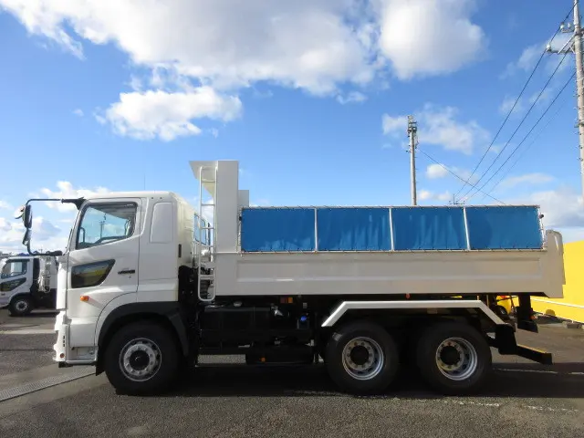 日野 プロフィア 2DG-FS1AGE(6x4)の写真5