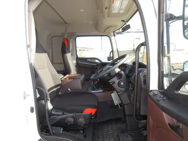 日野 プロフィア 2DG-FS1AGE(6x4)の写真16