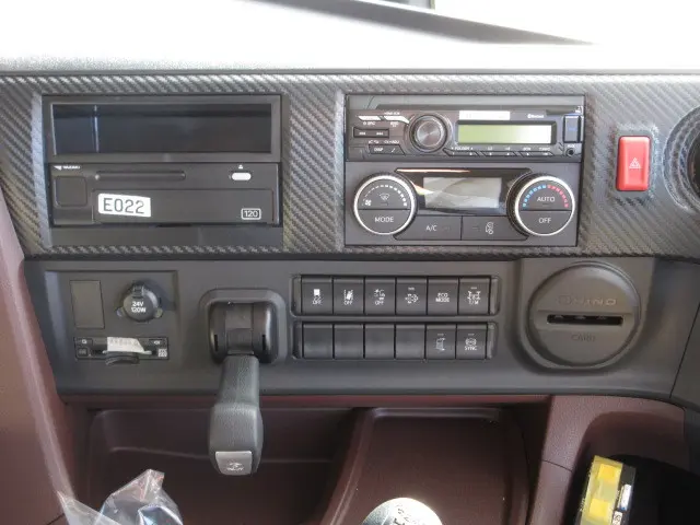 日野 プロフィア 2DG-FS1AGE(6x4)の写真20