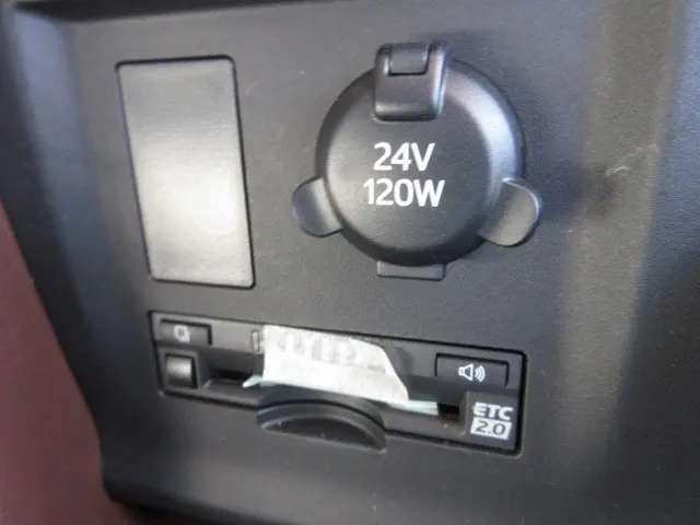 日野 プロフィア 2DG-FS1AGE(6x4)の写真24