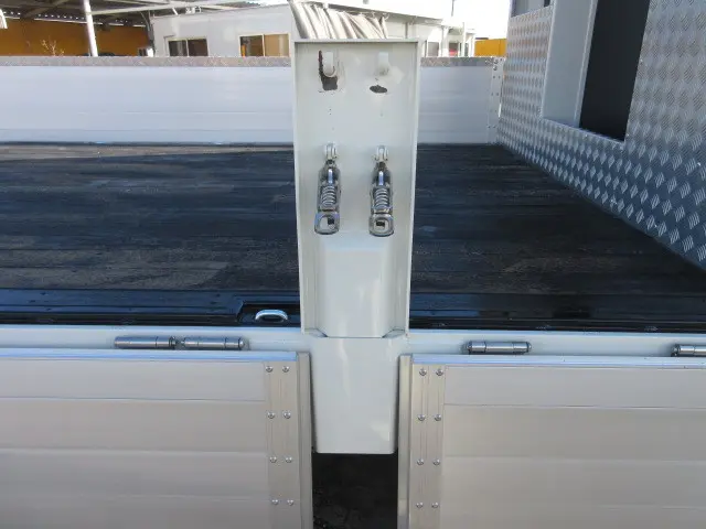 日野 プロフィア 2DG-FW1AHC(8x4)の写真40