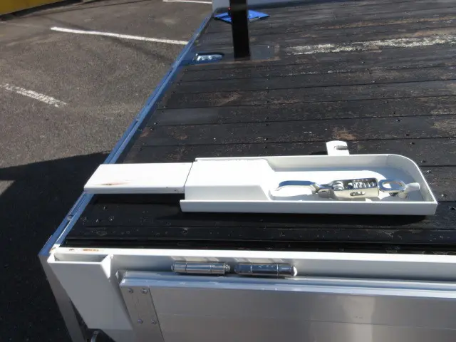 日野 プロフィア 2DG-FW1AHC(8x4)の写真41