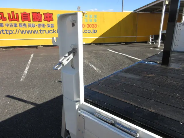 日野 プロフィア 2DG-FW1AHC(8x4)の写真42