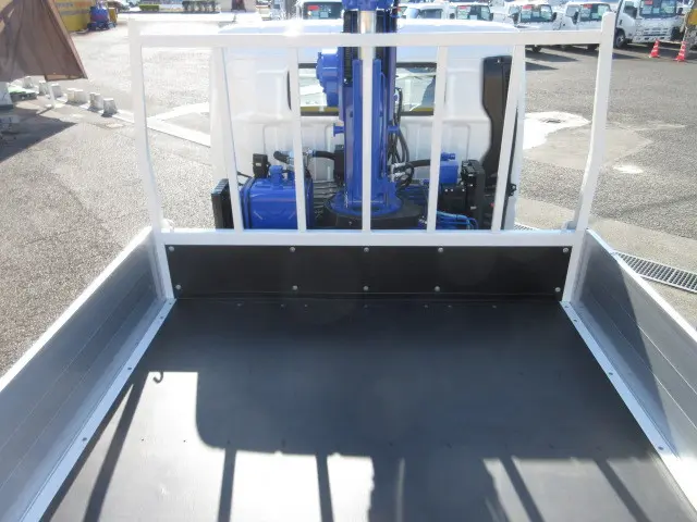 三菱 キャンター 2PG-FEB90(2WD)の写真16