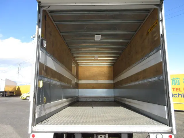 いすゞ フォワード TKG-FRR90S2(2WD)の写真9