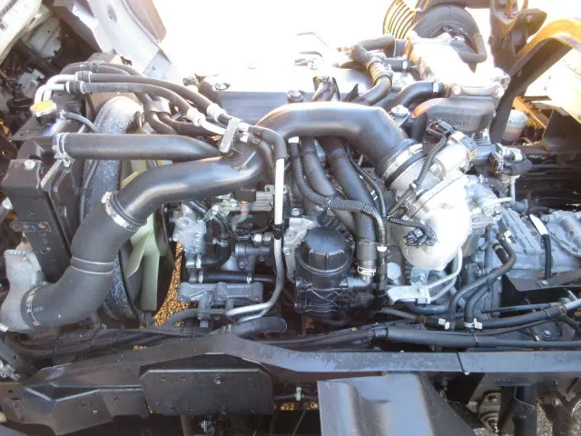 いすゞ フォワード TKG-FRR90S2(2WD)の写真24