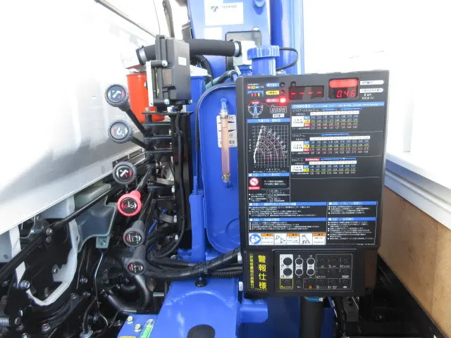 三菱 キャンター 2PG-FEB90(2WD)の写真22