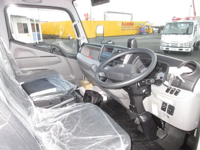 三菱 キャンター 2PG-FEB90(2WD)の写真25