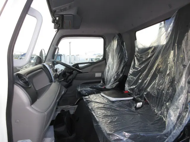 三菱 キャンター 2PG-FEB90(2WD)の写真28