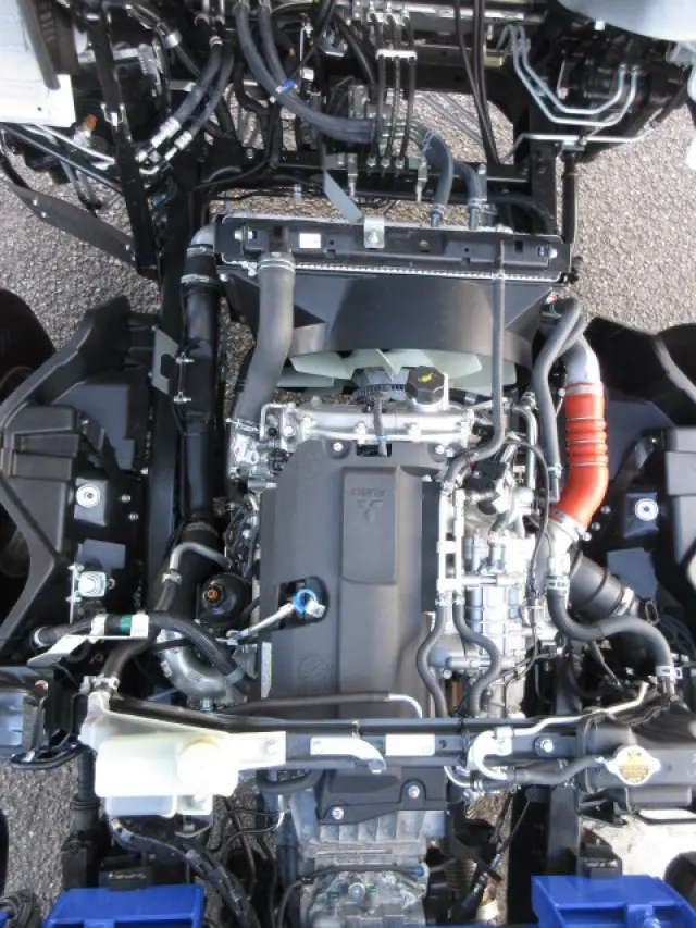 三菱 キャンター 2PG-FEB90(2WD)の写真30