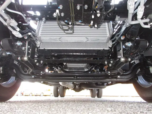 三菱 キャンター 2PG-FEB90(2WD)の写真33