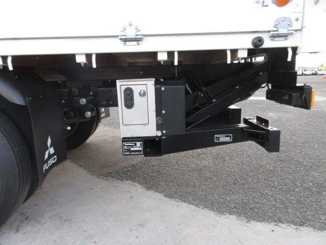 三菱 キャンター 2PG-FEB90(2WD)の写真40