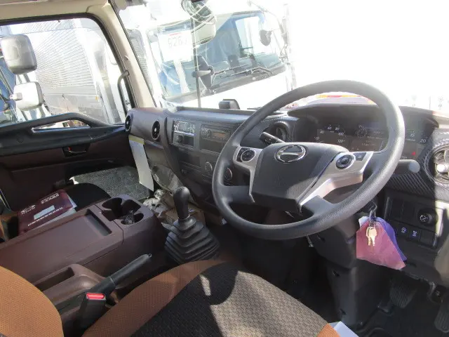 日野 レンジャー 2PG-FD2ABG(2WD)の写真18