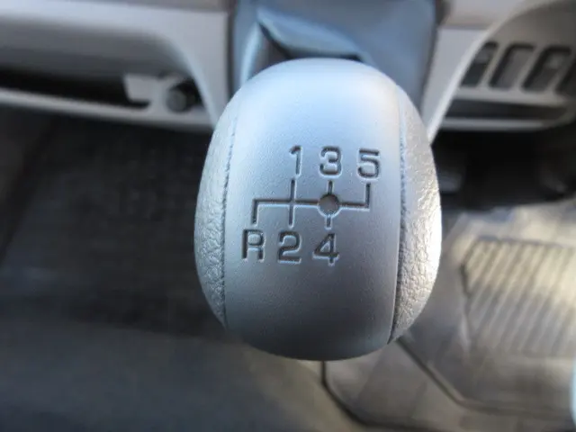 三菱 キャンター 2PG-FEB90(2WD)の写真16