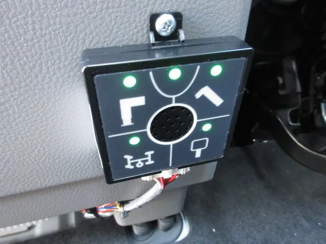 三菱 キャンター 2PG-FEB90(2WD)の写真18