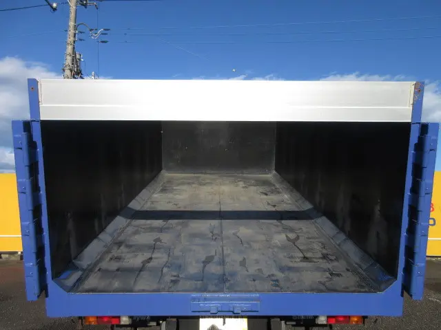 三菱 キャンター TPG-FGB70(4WD)の写真12