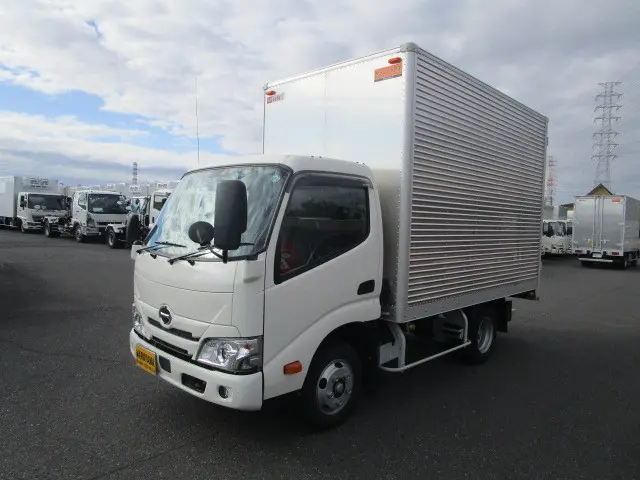 日野 デュトロ 2KG-XZU605M(2WD)の写真1