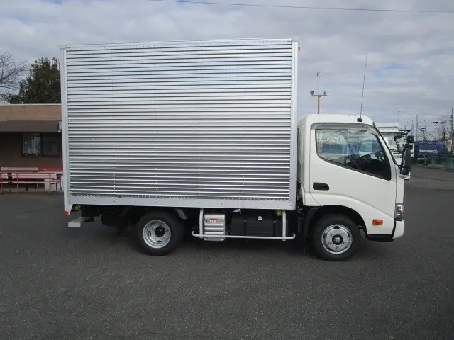 日野 デュトロ 2KG-XZU605M(2WD)の写真6
