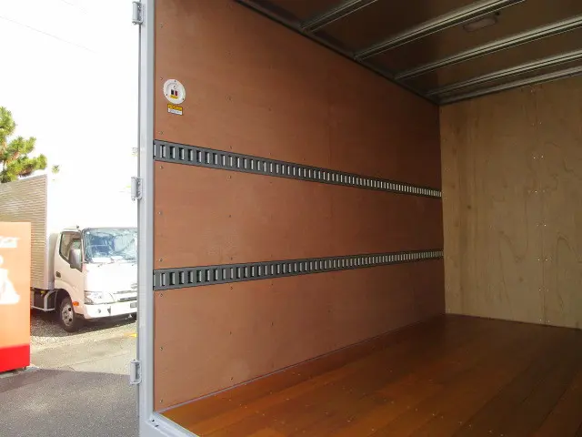 日野 デュトロ 2KG-XZU605M(2WD)の写真9