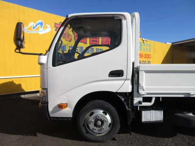 日野 デュトロ TKG-XZU605M(2WD)の写真40