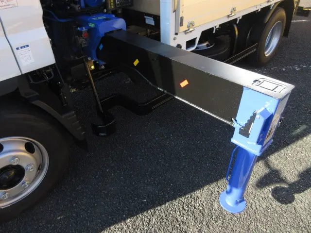 三菱 キャンター 2PG-FEB90(2WD)の写真39