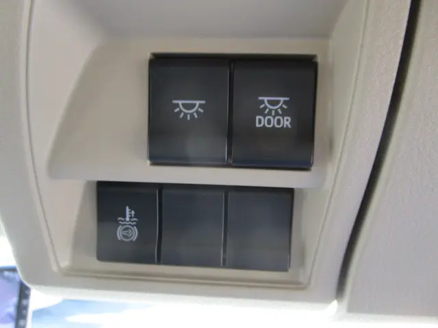 日野 プロフィア 2DG-FS1AJE(6x4)の写真36