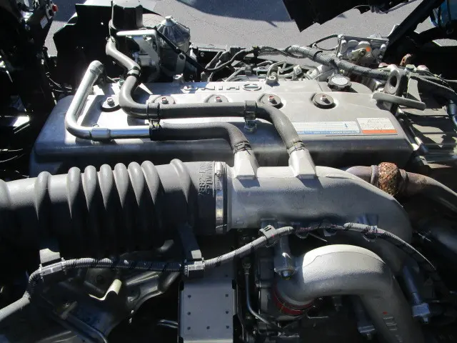 日野 プロフィア 2DG-FS1AJE(6x4)の写真42