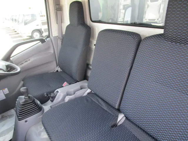日野 デュトロ 2KG-XZU710M(2WD)の写真27