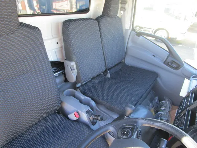 日野 デュトロ 2KG-XZU710M(2WD)の写真8